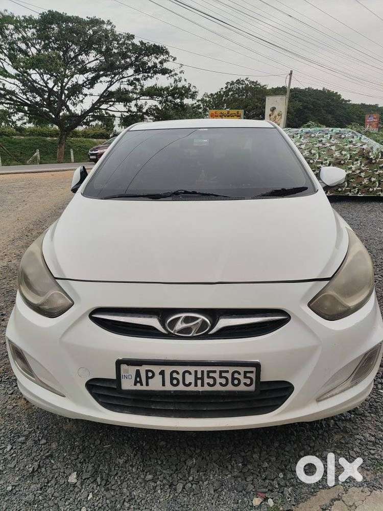 Hyundai Verna, 2013, Diesel