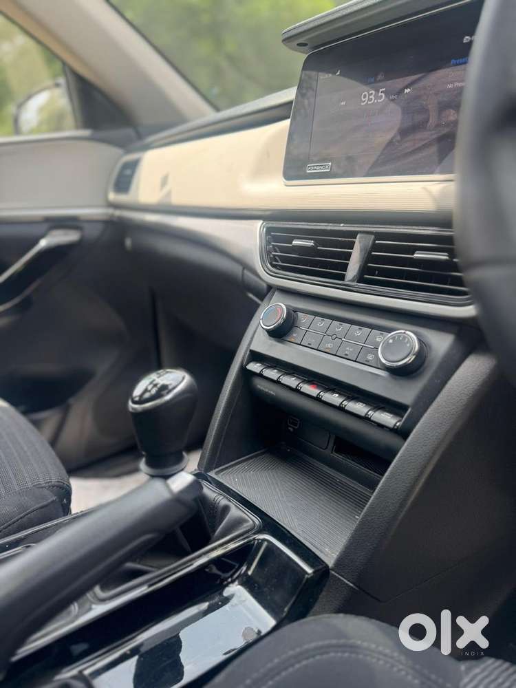 Mahindra Xuv700 Diesel 2023