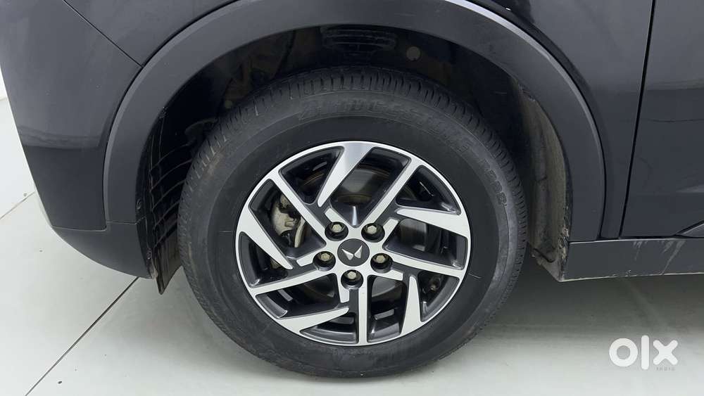 Mahindra Xuv300 W8 Option Diesel, 2023, Diesel