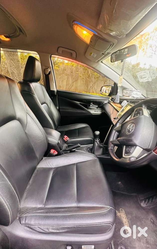 Toyota Innova Crysta Zx 2.4 Diesel 7 Seater, 2016, Diesel