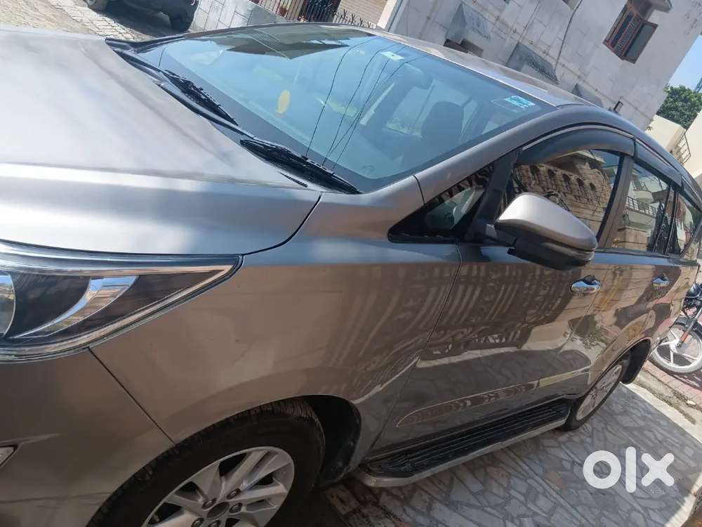 Toyota Innova Crysta 2019