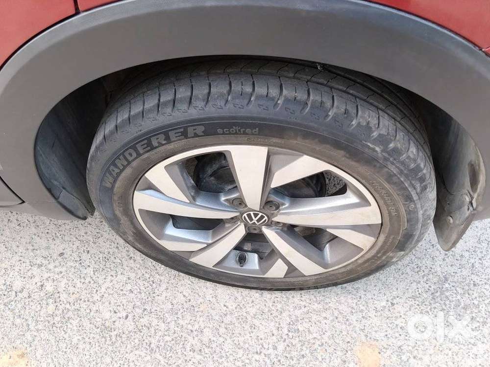 Volkswagen Taigun 1.0 Tsi Highline At, 2023, Petrol