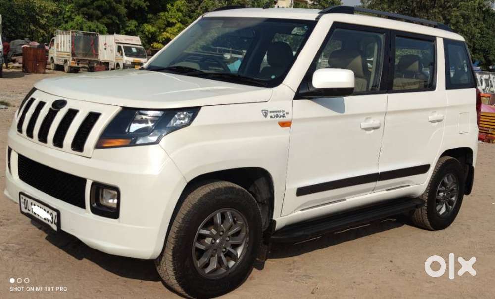 Mahindra Tuv 300 T10 Opt, 2018, Diesel