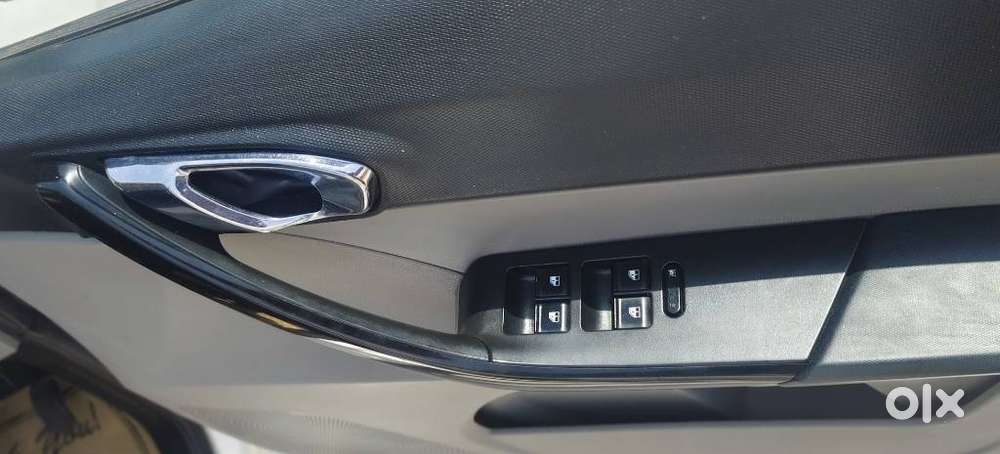 Tata Tiago 1.05 Revotorq Xz Wo Alloy, 2017, Diesel