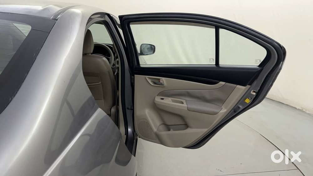 Maruti Suzuki Ciaz 2014-2017 At Zxi, 2015, Petrol