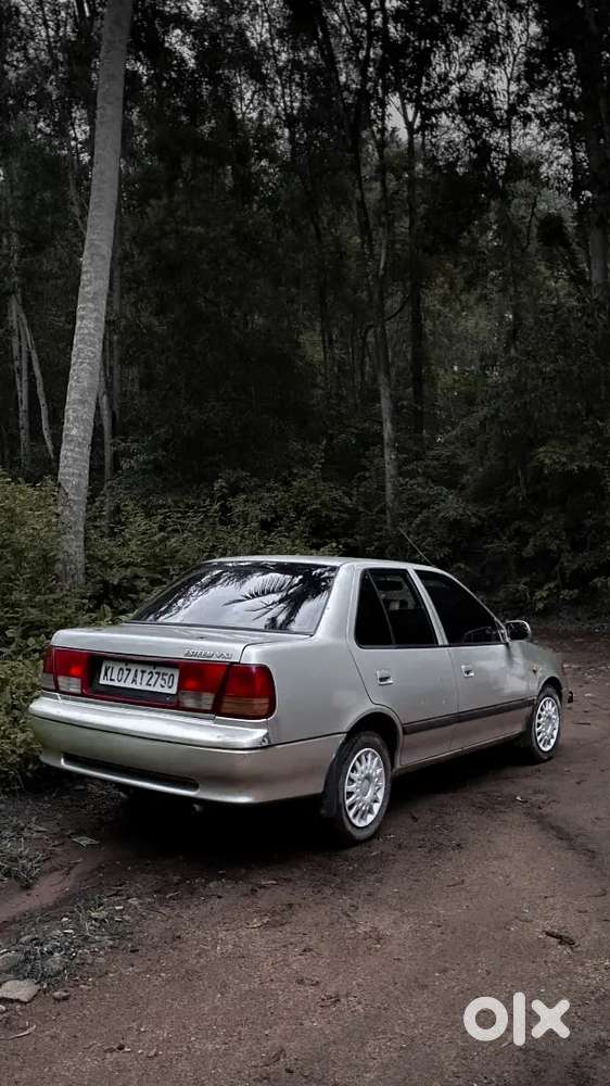 Maruti Esteem Vxi 2004