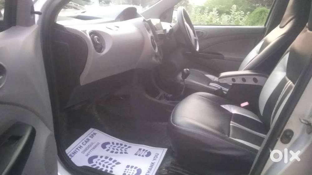 Toyota Etios, 2011, Petrol