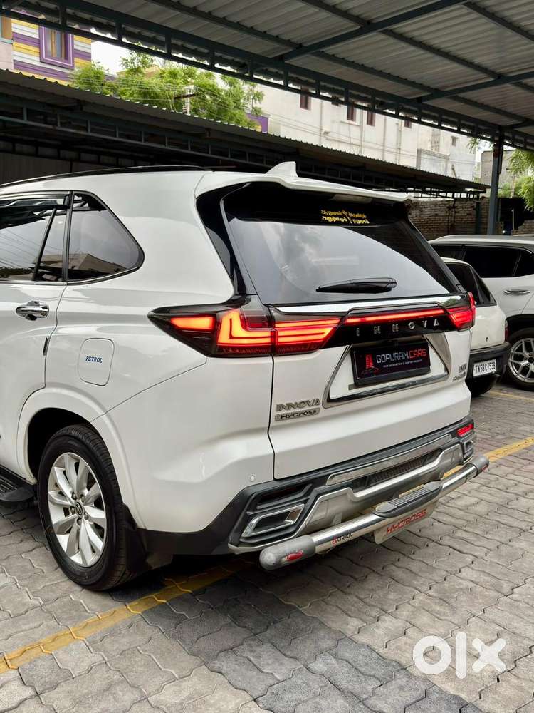 Toyota Innova Hycross 2.0 Vx Hybrid 8 Str, 2024, Petrol