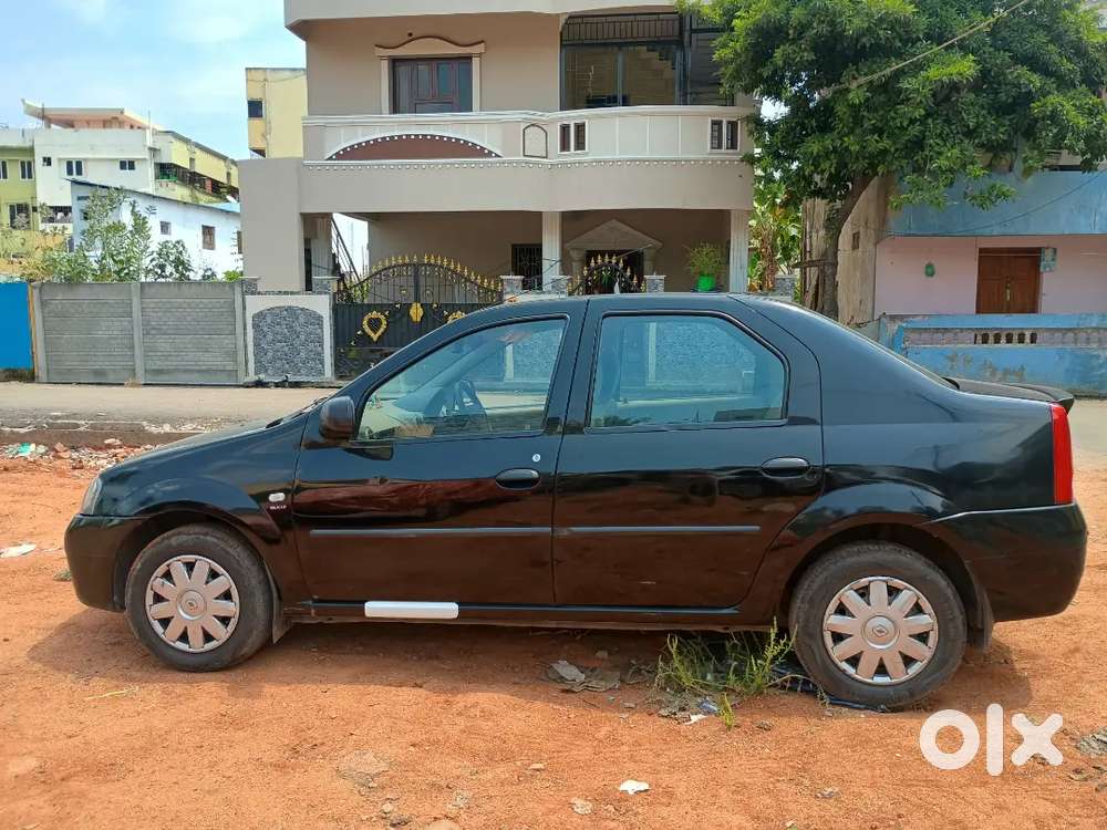 Mahindra Renault Logan 2010 Diesel 105600 Km Driven