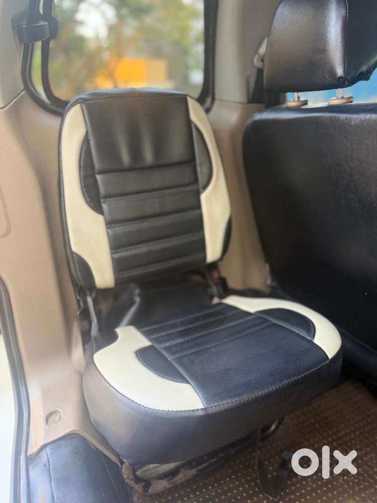 Mahindra Tuv 300 T6, 2016, Diesel