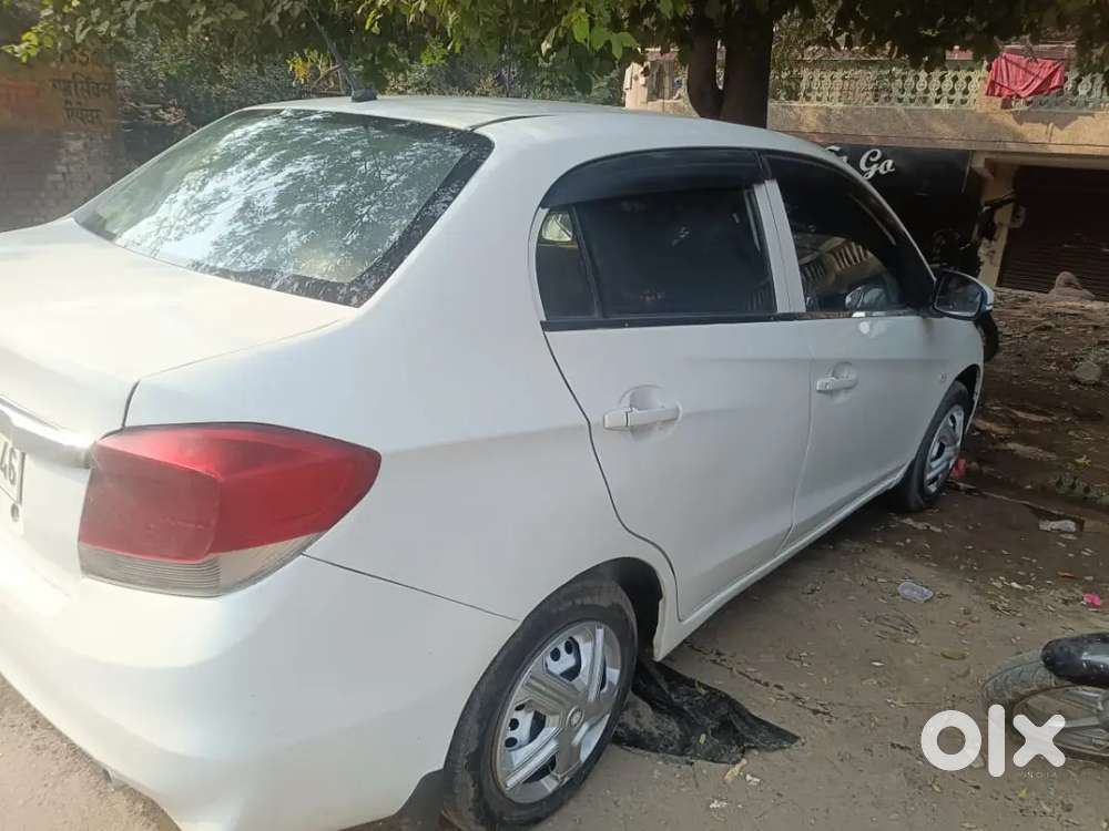 Honda Amaze 2015 Car Variant