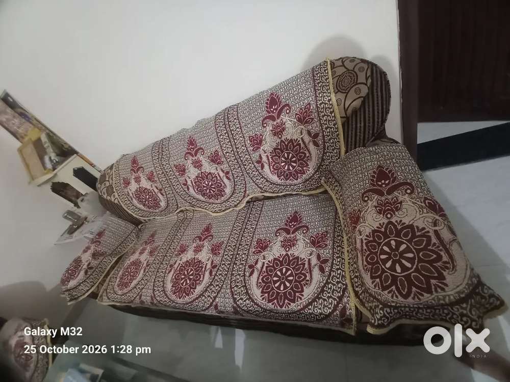 Only Sofa 5 seater 5 year old