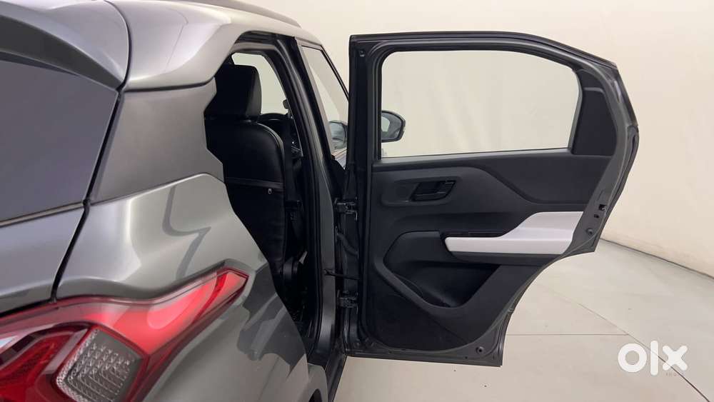 Tata Punch Accomplished Dazzle Mt Sunroof, 2024, Petrol