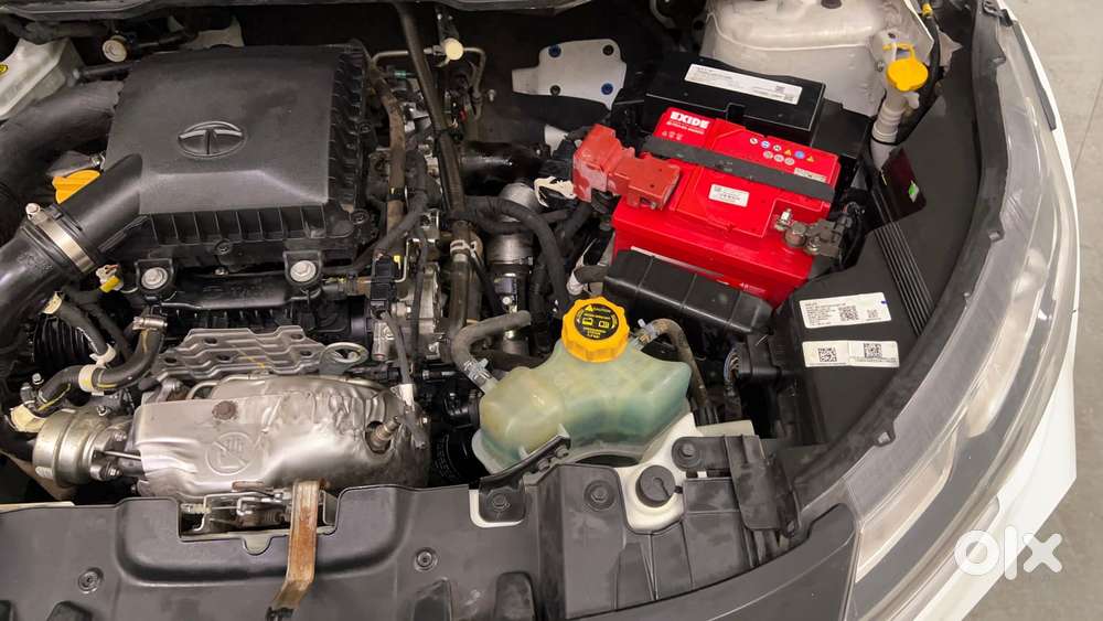 Tata Nexon Xz Plus (hs), 2022, Petrol