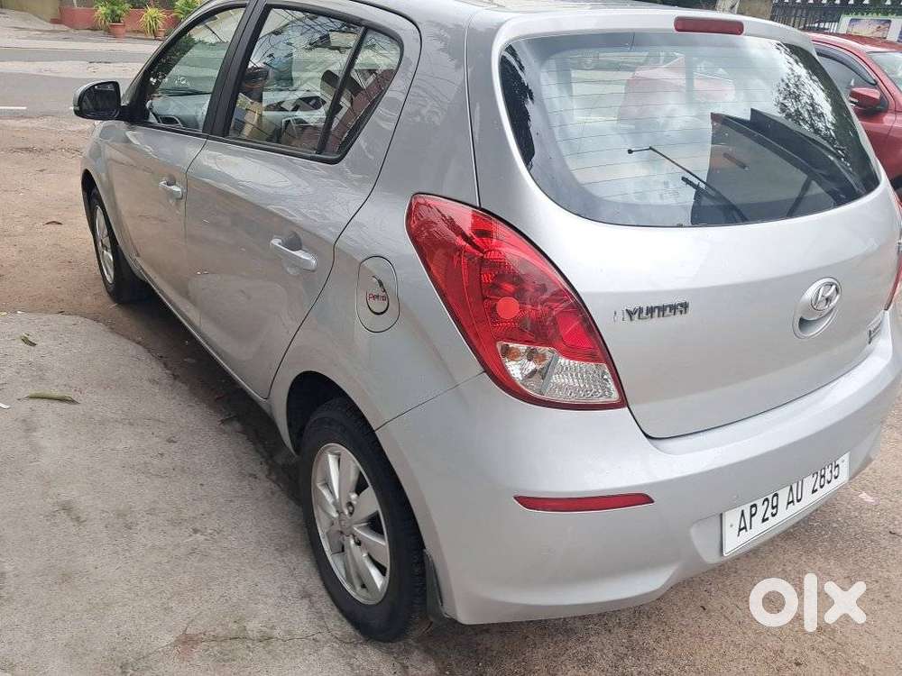 Hyundai I20 Sportz 1.2 Bs-iv, 2013, Petrol