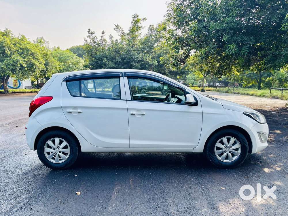 Hyundai I20 Sportz Option 1.4 Crdi, 2013, Diesel