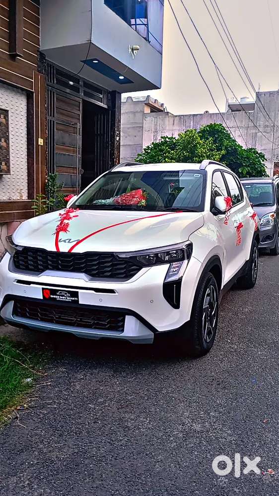 Kia Sonet 2025 Petrol 5000 Km Driven