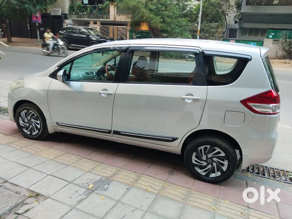 Maruti Suzuki Ertiga Vxi, 2012, Petrol