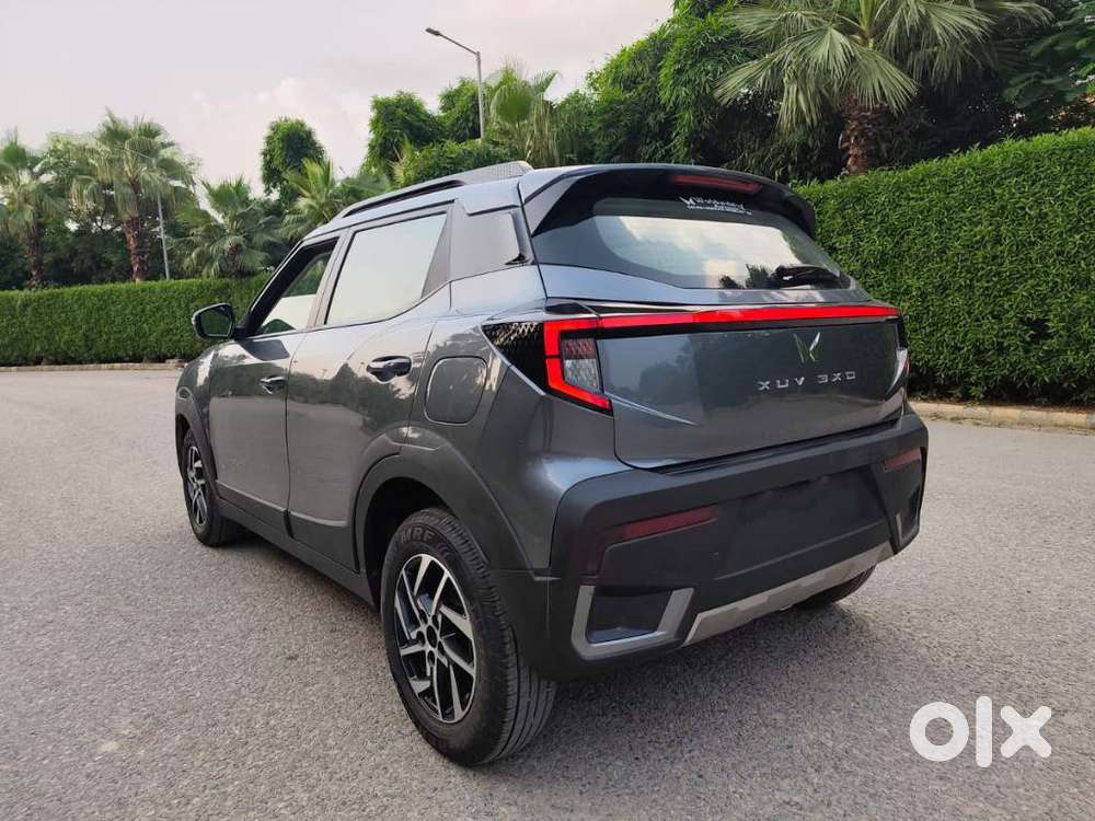 Mahindra Xuv 3xo Ax5 Pm At, 2026, Petrol