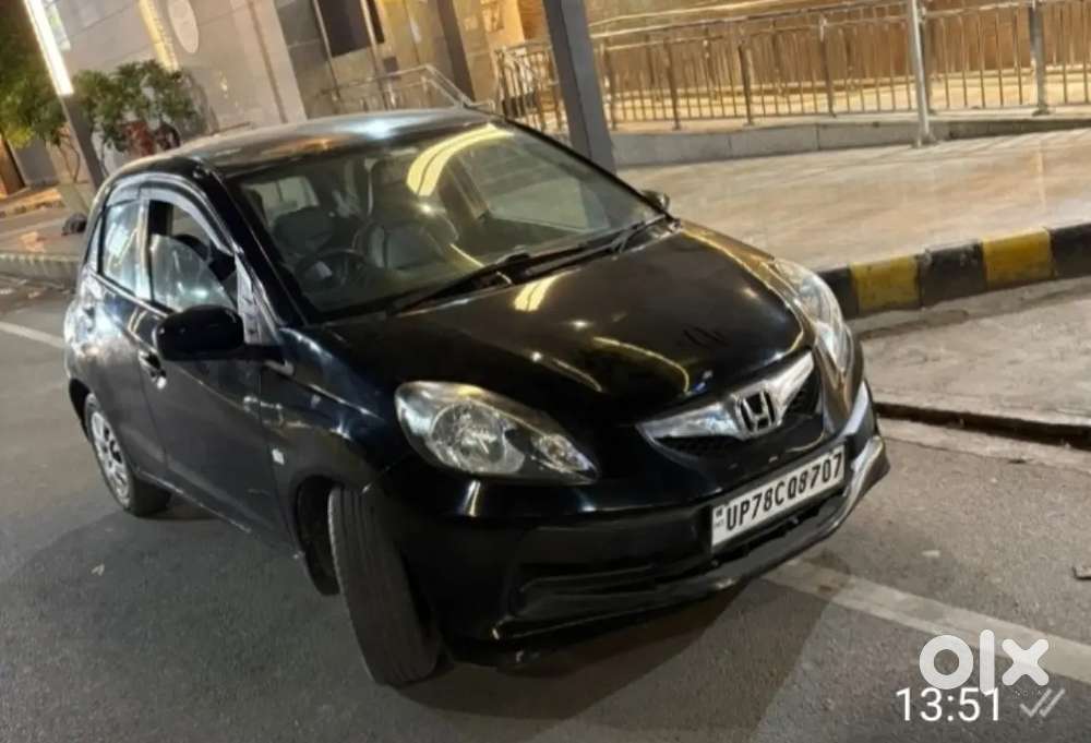 Honda Brio 2012 पेट्रोल मैनुअल