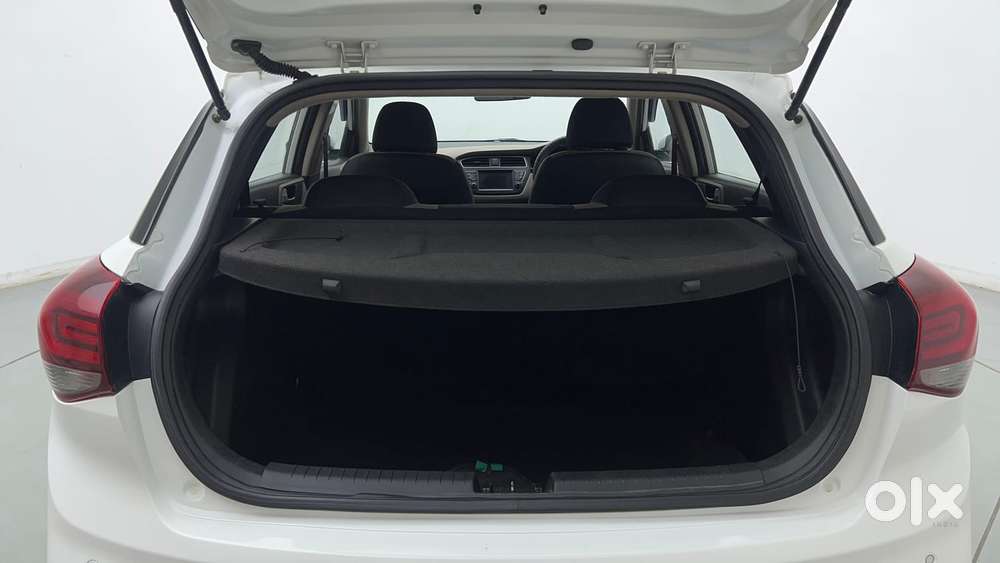Hyundai Elite I20 Sportz Plus, 2020, Petrol