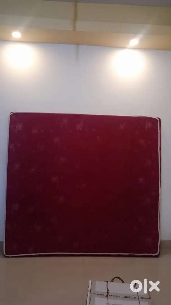6&times;6 Ft Mattress for Sale | 5 Inch Thickness | Good Condition