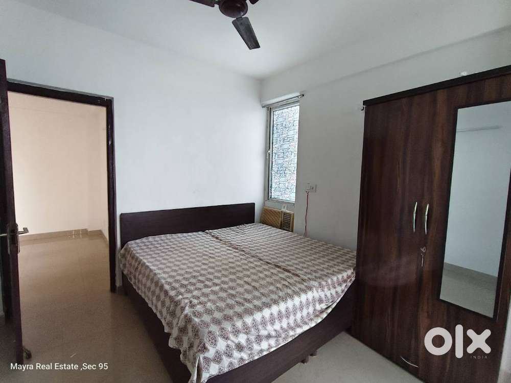 Well-Maintained 2 BHK Apartment Available for Rent in Ramsons Society