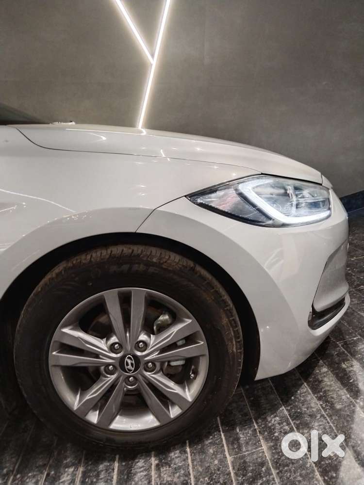 Hyundai Elantra 1.6 Sx Option At, 2018, Petrol