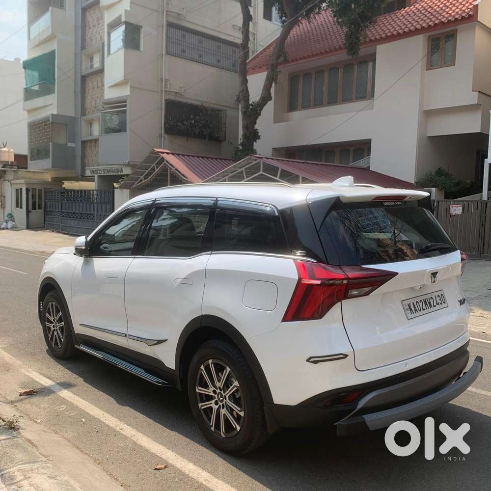 Mahindra Xuv700 2.2 Ax 7 Diesel Mt Luxury Pack Str, 2025, Diesel