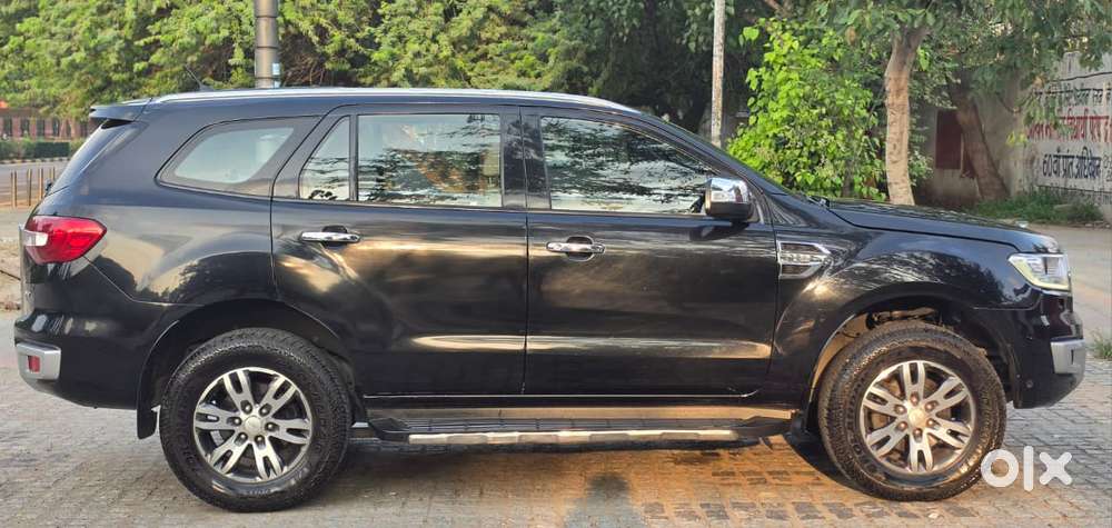 Ford Endeavour 3.2 Titanium At 4x4, 2016, Diesel