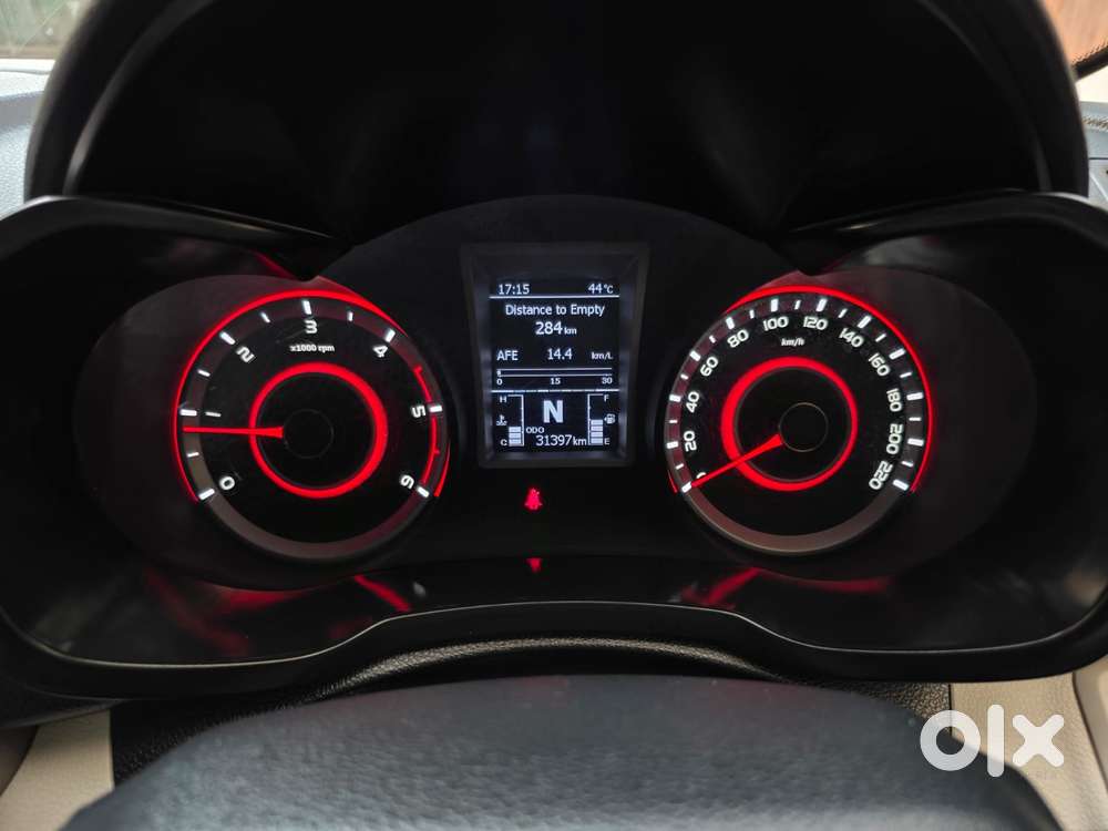 Mahindra Xuv300 W8 Option Diesel, 2022, Diesel