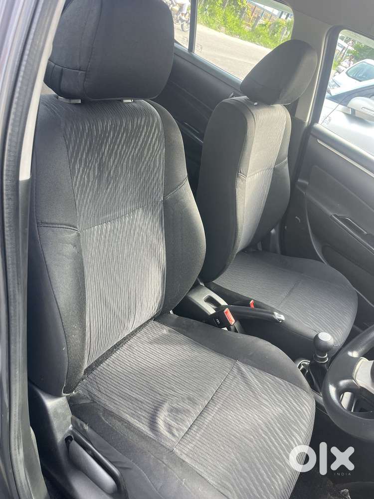 Maruti Suzuki Swift Vxi Optional, 2016, Petrol