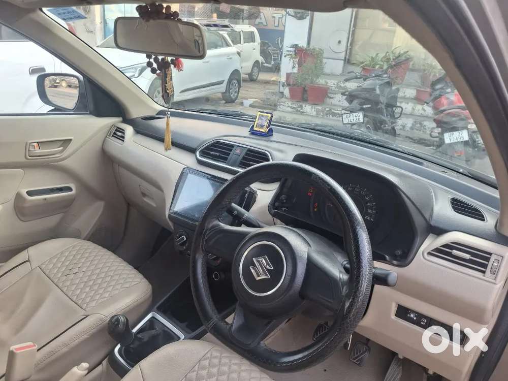 Good Condition One Hand Used.cng Not Ragesterd On Paper.