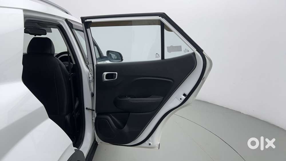 Hyundai Venue Sx (o) Mt 1.0 Turbo, 2022, Petrol