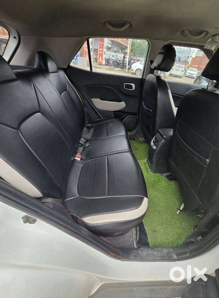 Hyundai Venue S 1.2 Petrol, 2023, Petrol