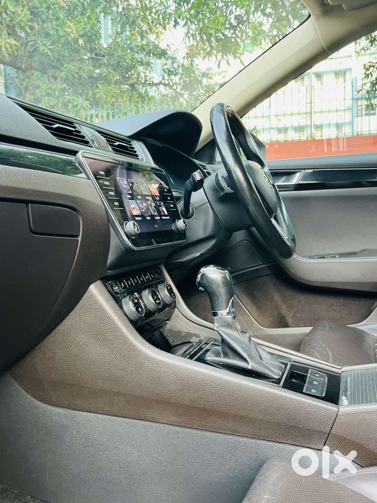 Skoda Superb L&k 2.0 Tdi At, 2019, Diesel