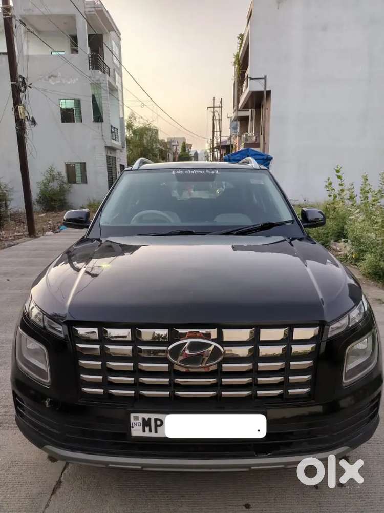 Most Demanded Hyundai Venue S+ Diesel 2023 Showroom Condition