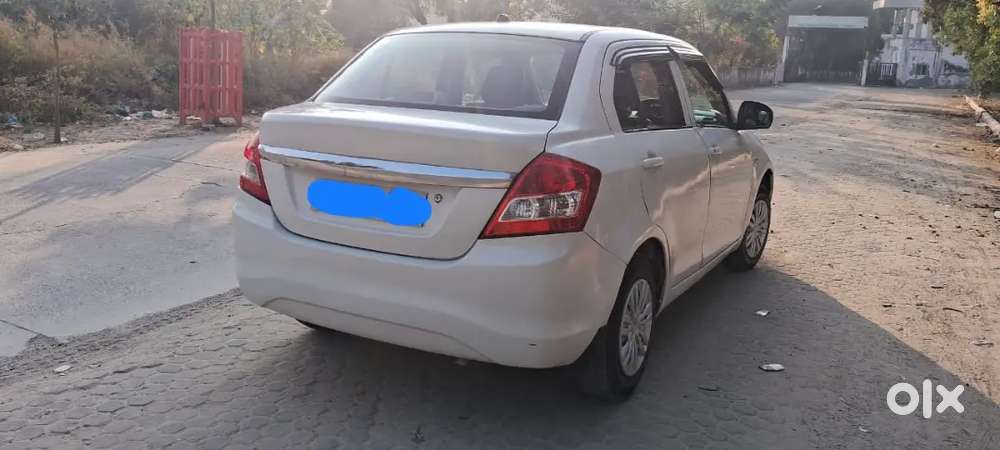 Maruti Suzuki Dzire 2017 Cng & Hybrids 74000 Km Driven