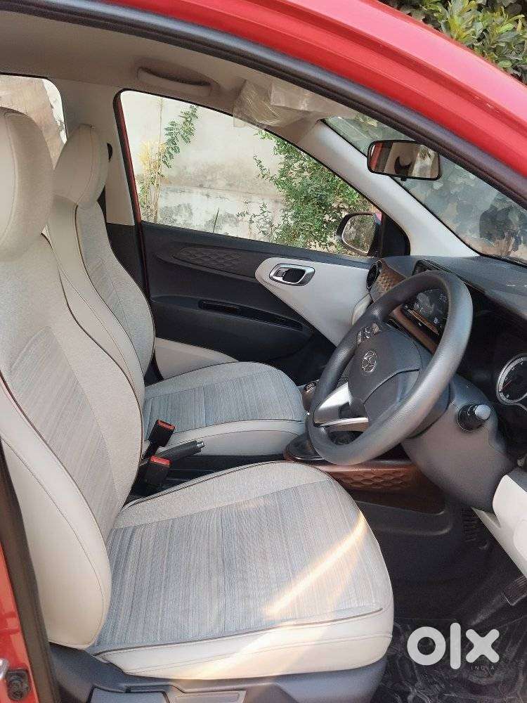 Hyundai Aura Sx (o) Manual, 2021, Petrol