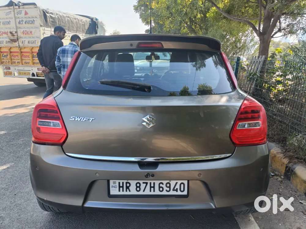 Swift Zxi Plus 2022 Dual Tone