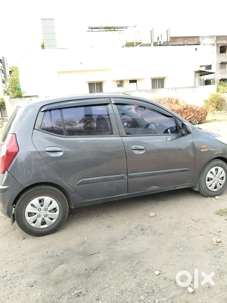 Hyundai I10 Magna 2012 Petrol  67,989 Km  Well Maintained