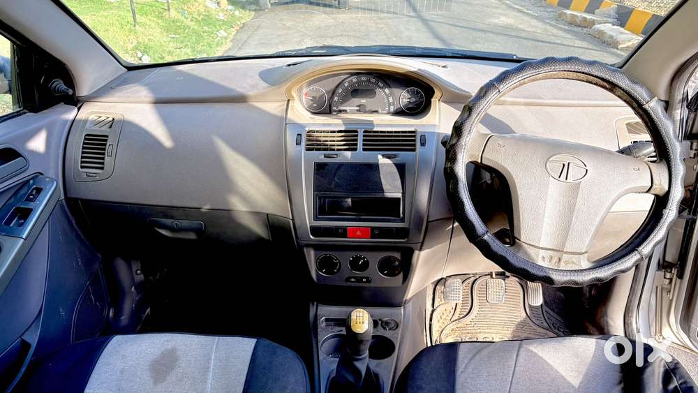 Tata Indica Vista 2008-2013 Aura 1.2 Safire (abs), 2010, Diesel