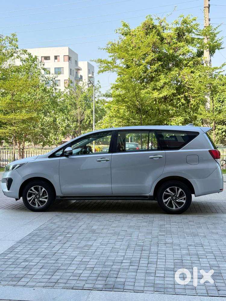 Toyota Innova Crysta [2020-ongoing] 2.7 Gx Mt 7 Str, 2021, Diesel