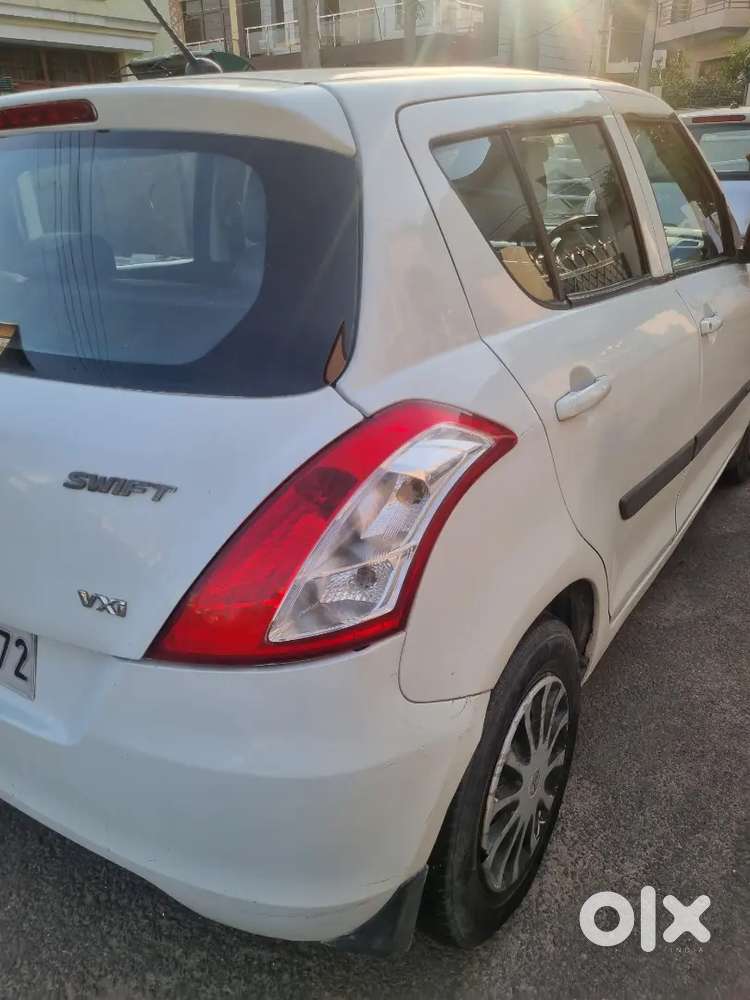 Maruti Suzuki Swift 2012 Petrol 106000 Km Driven