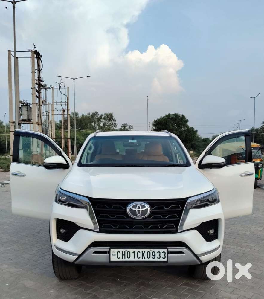 Toyota Fortuner 4x2 At 2.8 Diesel, 2022, Diesel