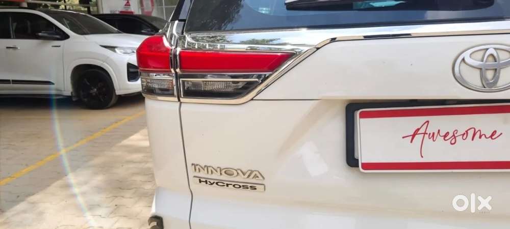 Toyota Innova Hycross 2.0 Vx Hybrid 7 Str, 2025, Petrol