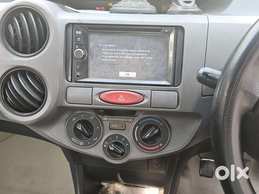 Toyota Etios Liva 2011