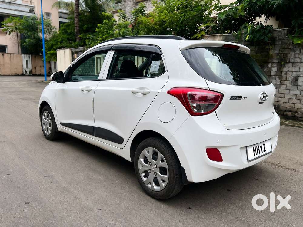 Hyundai Grand I10 Sportz, 2016, Petrol
