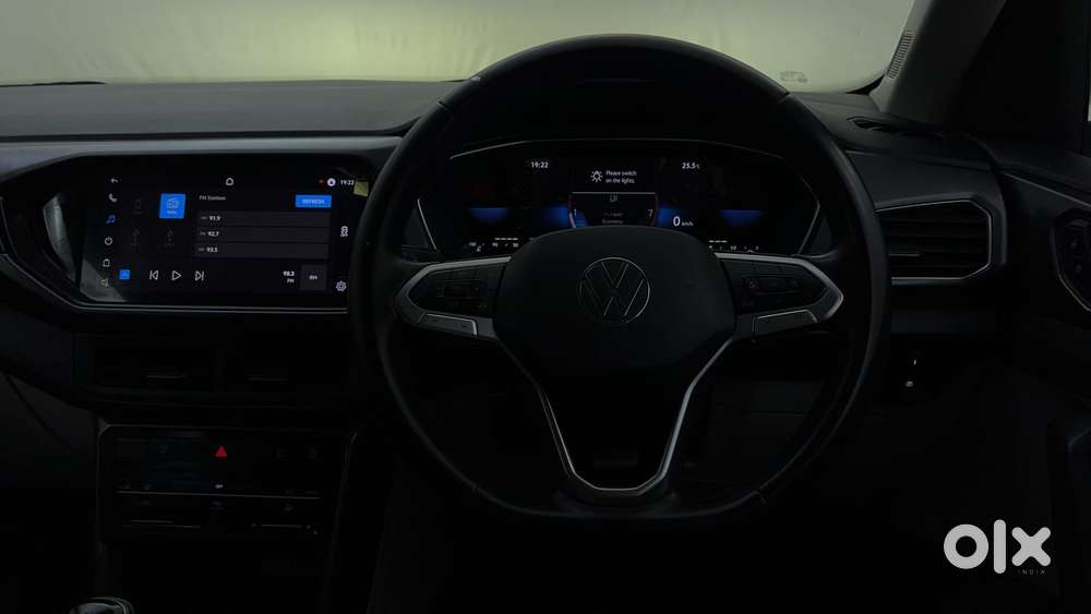 Volkswagen Taigun Topline 1.0 Tsi At (electric Seats), 2022, Petrol
