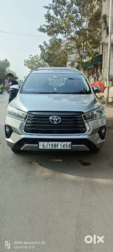 Toyota Innova Crysta 2016